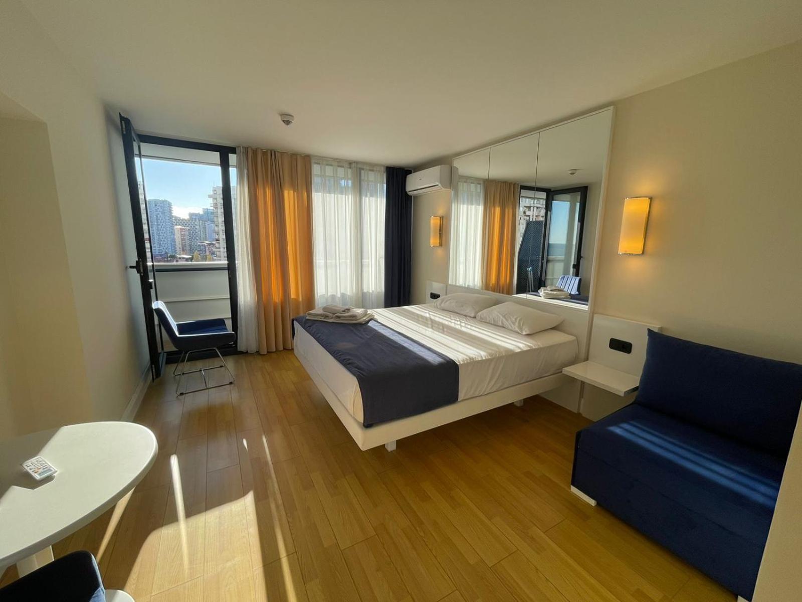 Suites Orbi City Aparthotel Batumi Exteriér fotografie